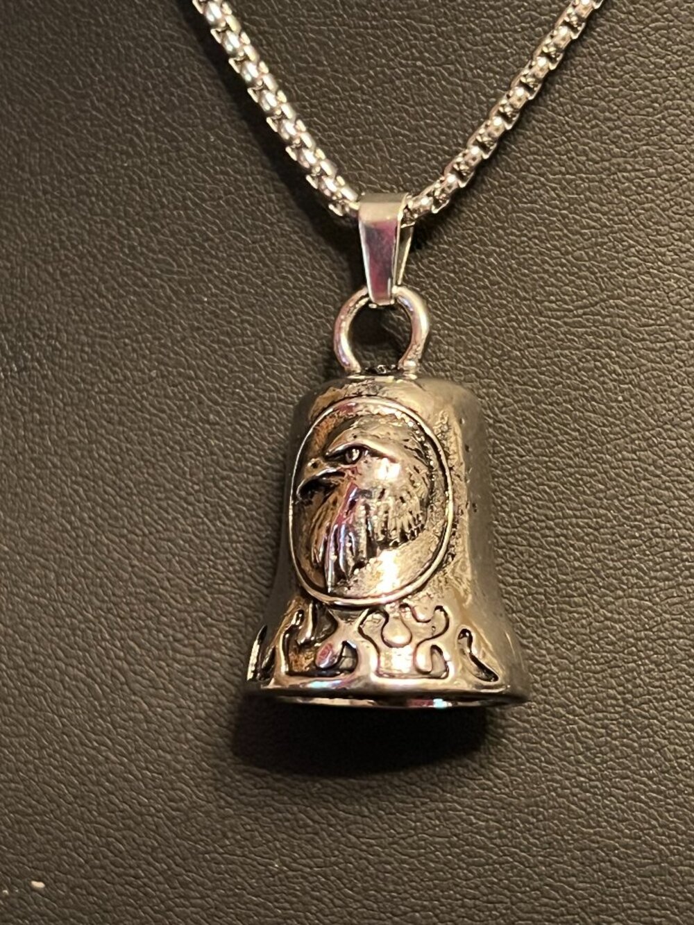 Nice Eagle Motorcycle Guardian Bell Pendant Necklace (393)